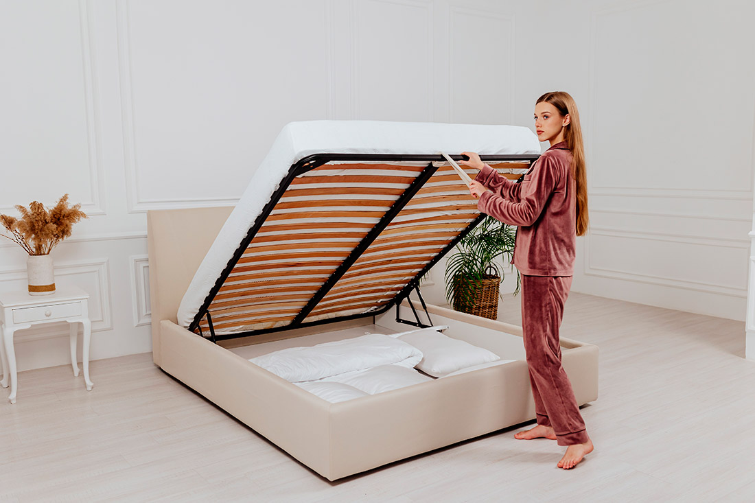 Bed Adams 1600x2000mm